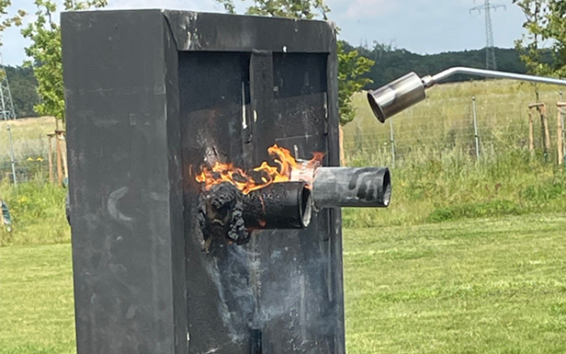 ISOPARTNER ist Feuer und Flamme